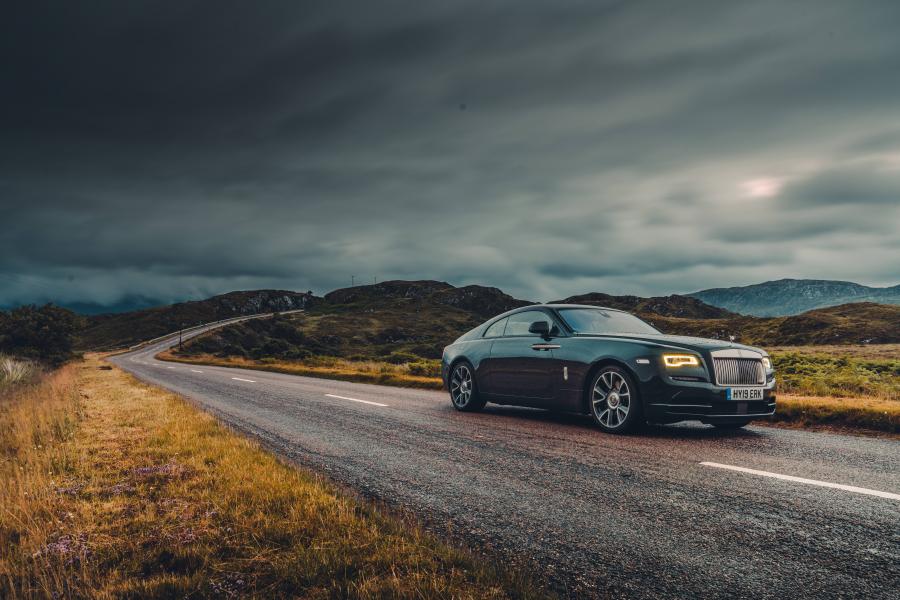 Rolls-Royce Wraith 2016 года  (UK) (фото 3 из 18)